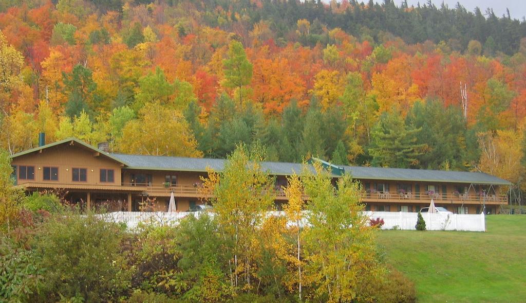 Ledge Rock At Whiteface Hotel Wilmington Exterior photo